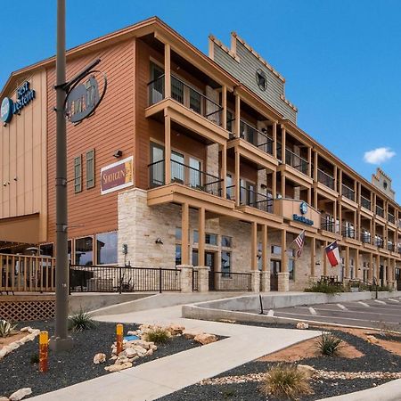 Best Western Bandera Suites & Saloon Exterior photo