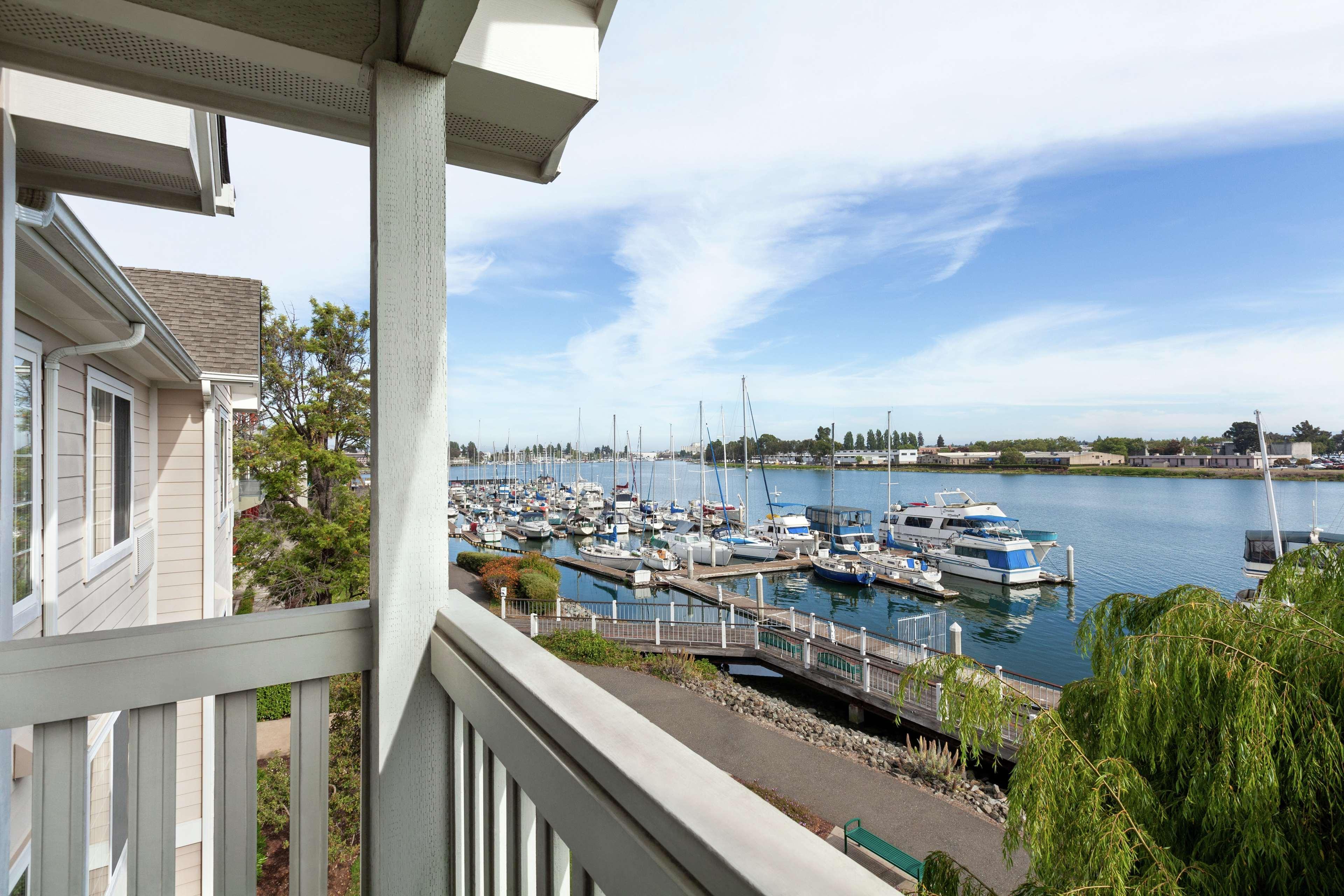 Best Western Bandera Suites & Saloon Exterior photo