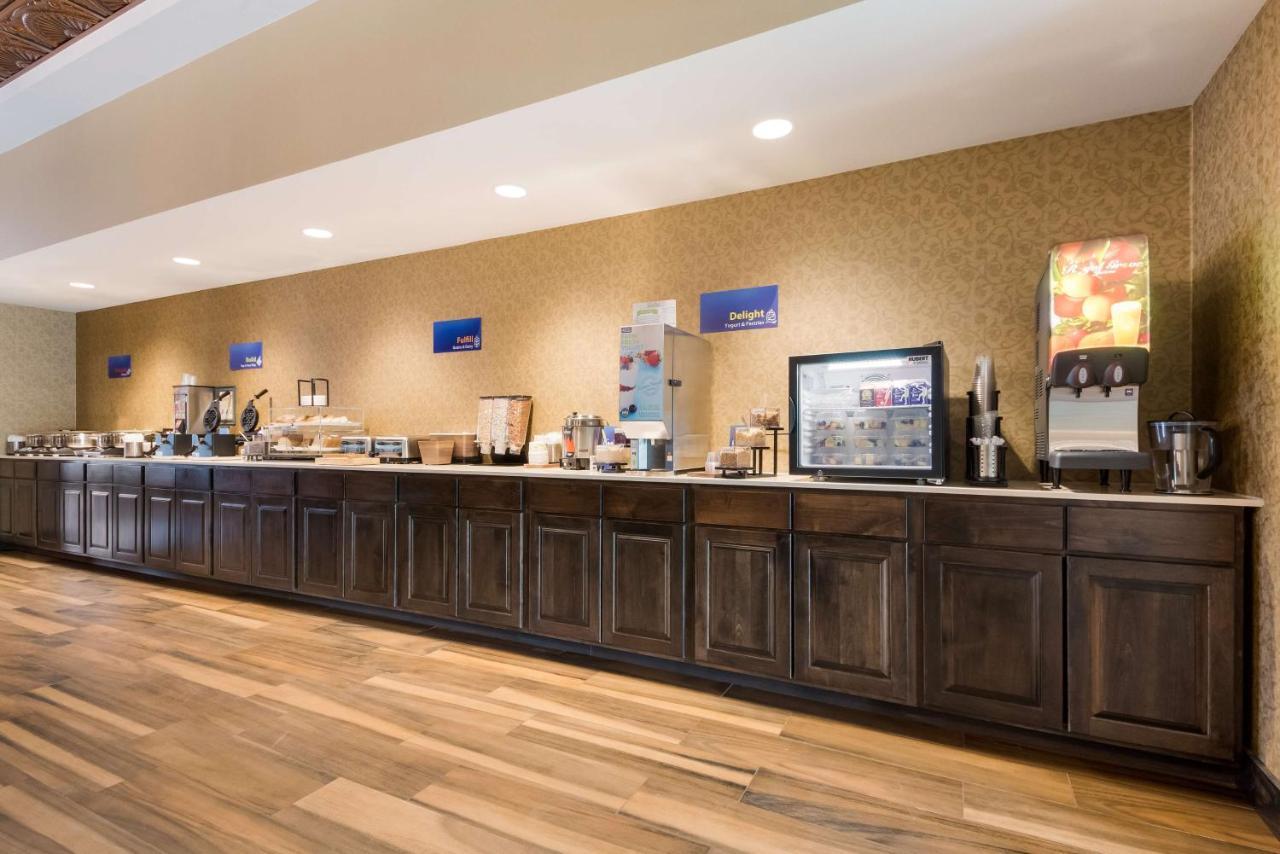 Best Western Bandera Suites & Saloon Exterior photo